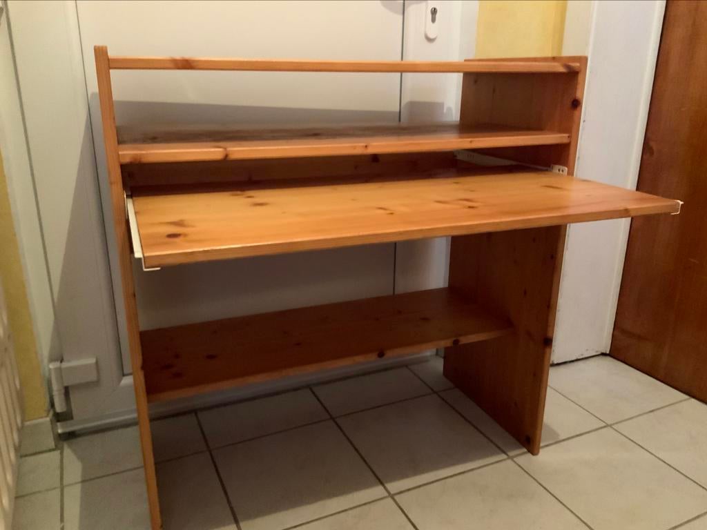Bureau en sapin, Maison & Meubles, Enlèvement, Utilisé