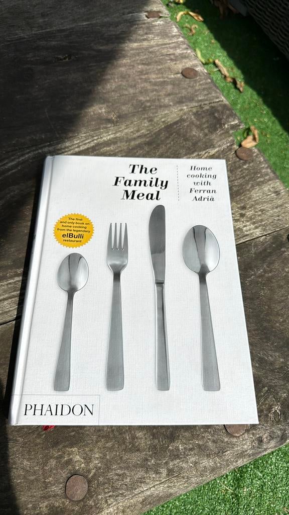 The Family Meal - Home cooking with Ferran Adria, Boeken, Kookboeken, Ophalen of Verzenden, Zo goed als nieuw