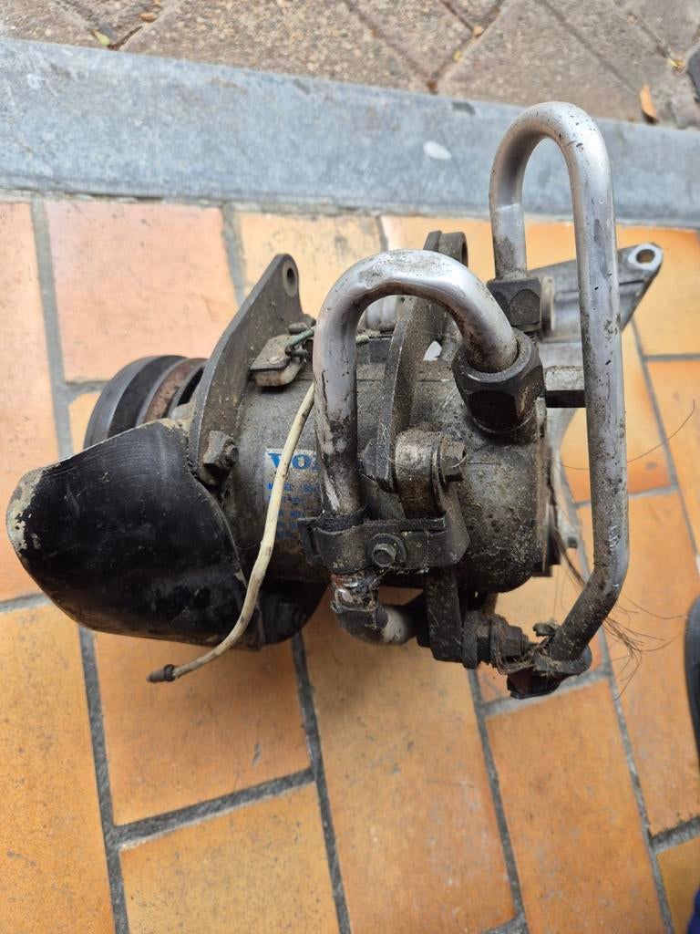 volvo 700 of 900 type aircopomp, Ophalen, Gebruikt, Volvo