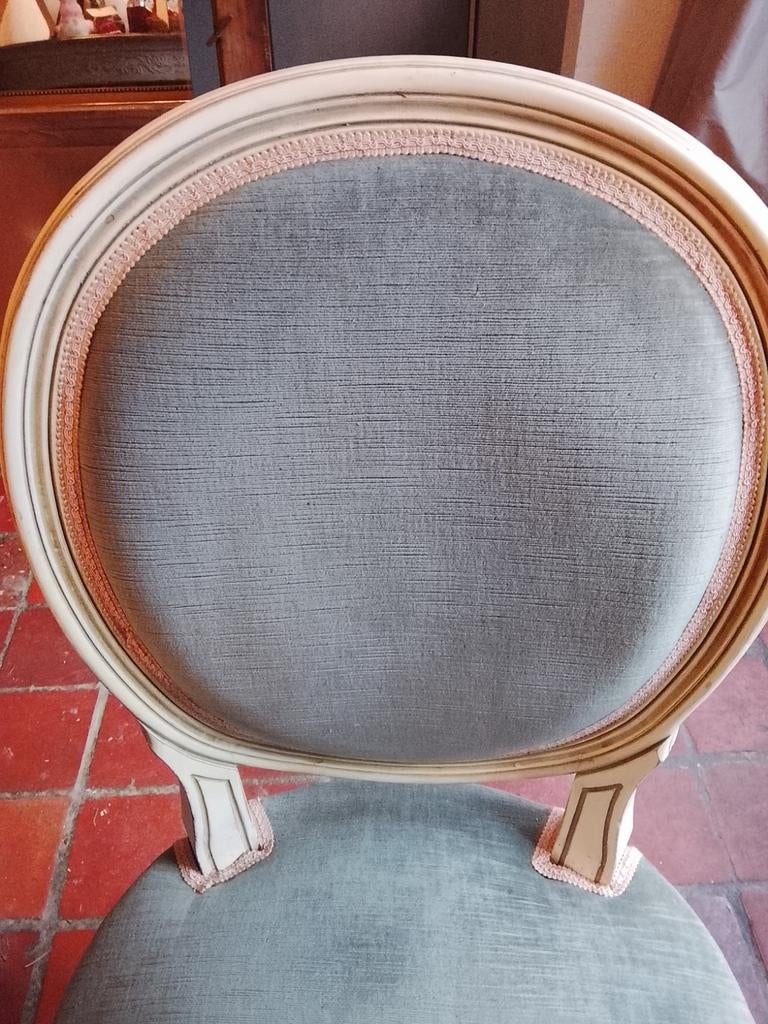 2 chaises identiques en parfait état, de couleur bleu, Antiquités & Art, Enlèvement