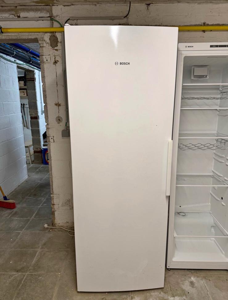 Congealteur bosch 8 compartiment, Electroménager, Enlèvement, Comme neuf, Congélateur