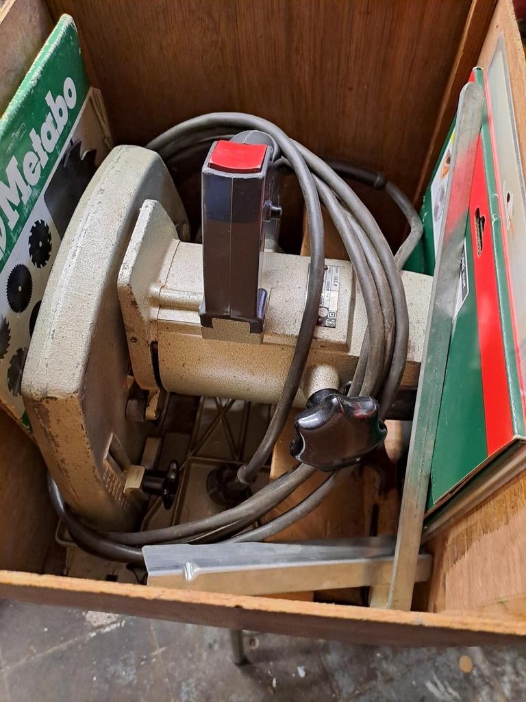 Scie circulaire portative, Bricolage & Construction, Enlèvement, Comme neuf, Scie circulaire
