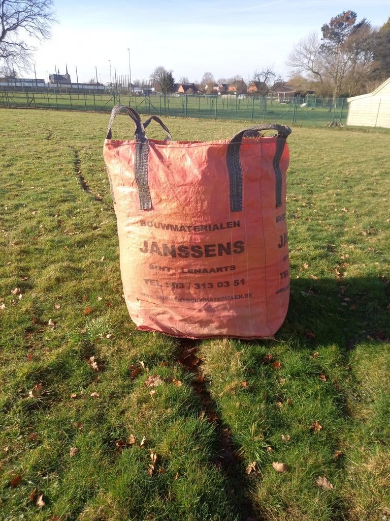 Big bag hooi, Ophalen