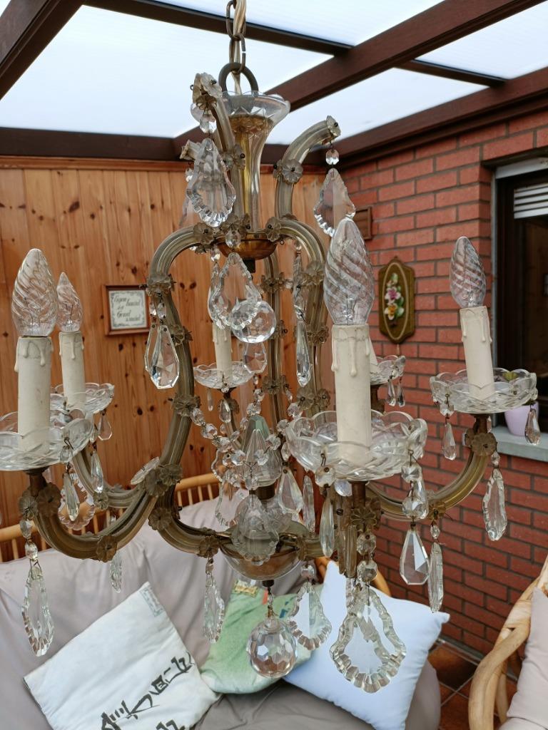 Kristallen luchter, Ophalen, Overige materialen