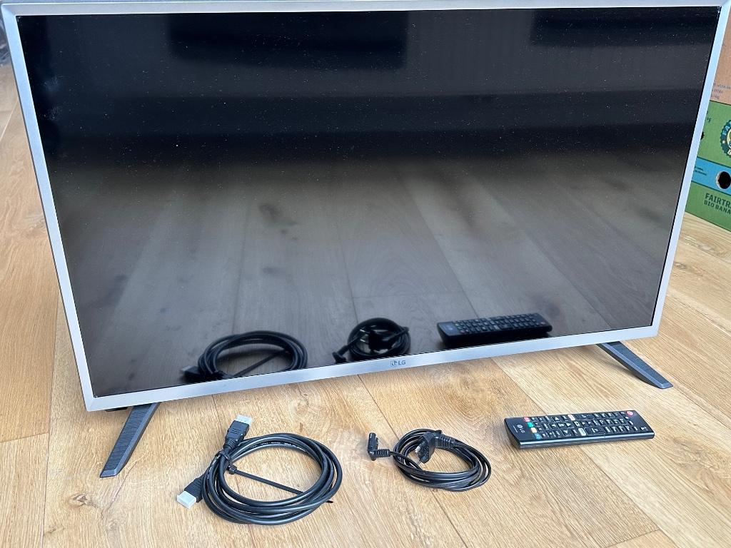 LG SMART-TV, LED, 120 Hz, Zo goed als nieuw, Full HD (1080p)