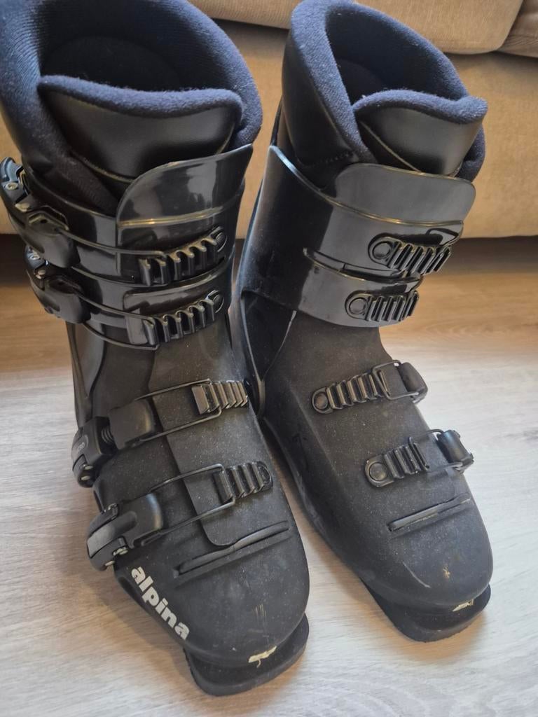 Skibotten maat 26,5, Ophalen