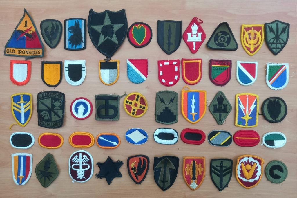 50 US ARMY Patches Airborne Special Forces Insignes (LOT1), Verzamelen, Ophalen of Verzenden, Landmacht, Embleem of Badge