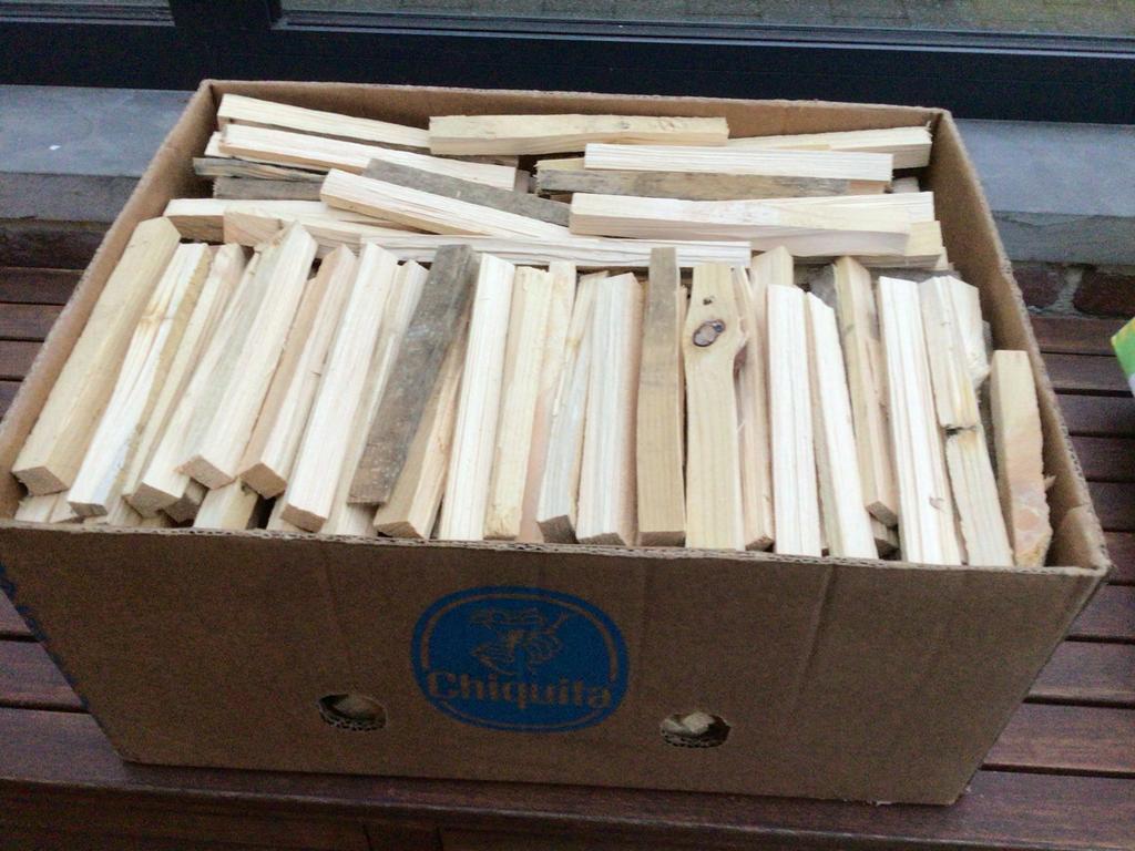 DROOG AANMAAKHOUT, Tuin en Terras, Ophalen