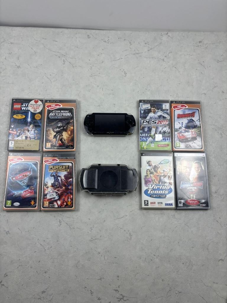 PSP Black met 8 games, Games en Spelcomputers, Met games, Zwart, Ophalen of Verzenden, Zo goed als nieuw