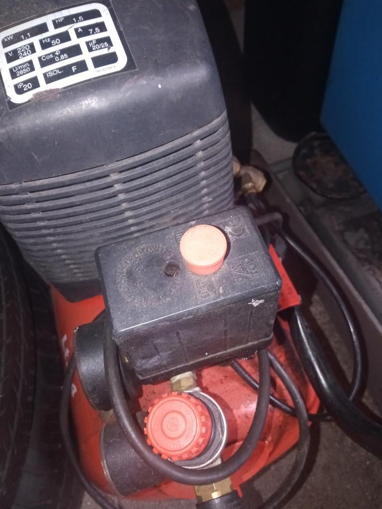 Compressor Vision Line, Bricolage & Construction, Compresseurs, Moins de 25 litres, Moins de 200 litres/min, Mobile, Enlèvement