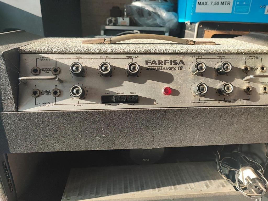 Ampli a lampes farfisa