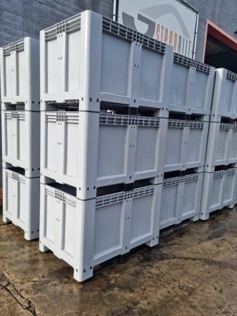 Klein grijze palletboxen 1.20 x 80 x 79  ( Tonnen, Vaten ), 150 liter of meer, Ophalen, Zo goed als nieuw, Kunststof