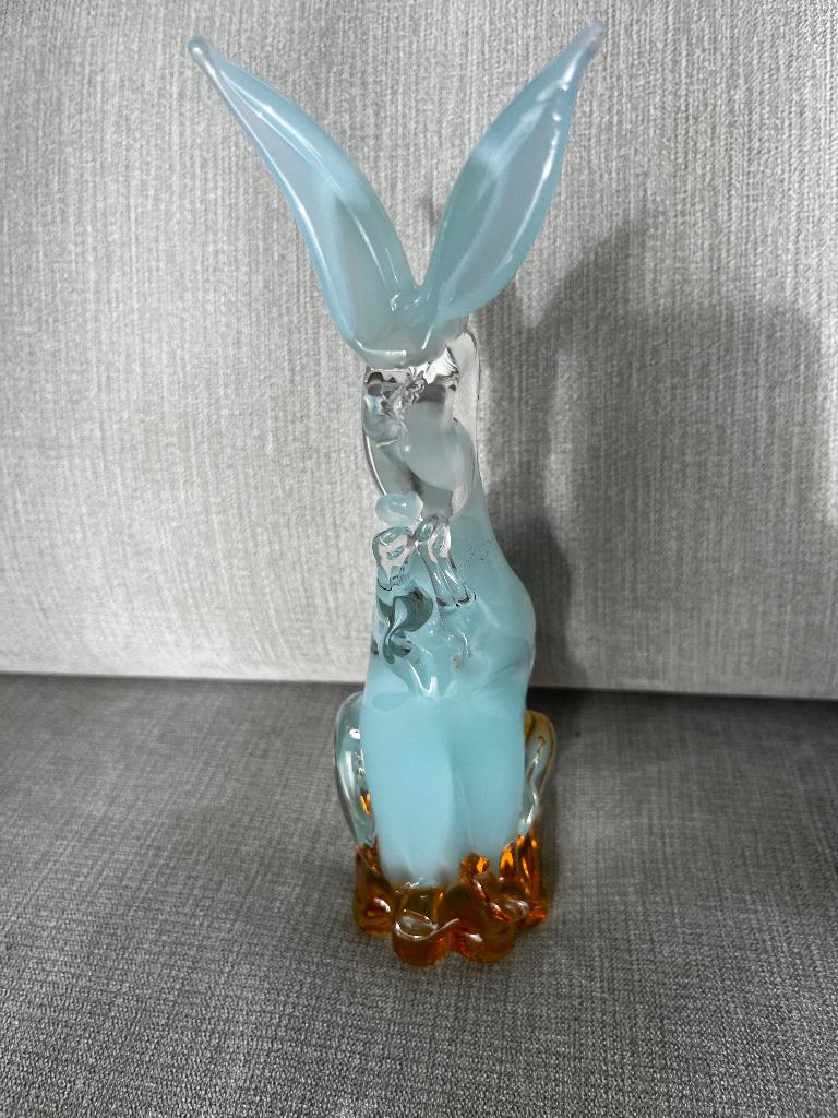 Lapin en verre opalescent de Murano, Enlèvement