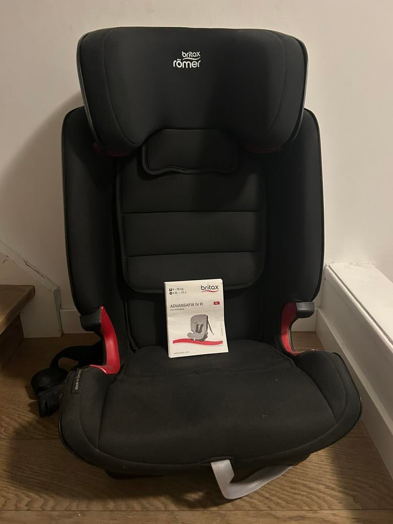 Britax Römer advansafix iv r, Enfants & Bébés, Romer, Mode veille, Comme neuf, 9 à 36 kg