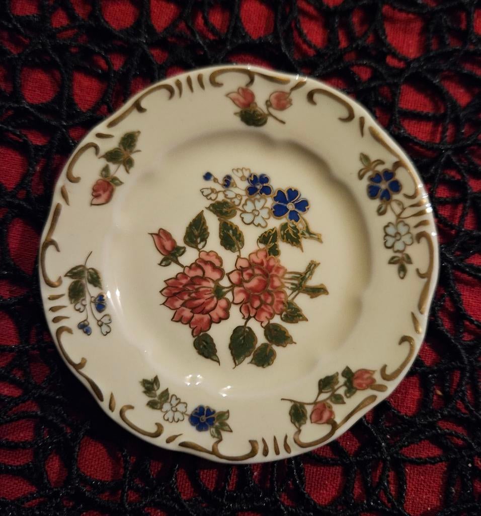 Assiette en porcelaine, Collections, Porcelaine, Cristal & Couverts, Enlèvement ou Envoi