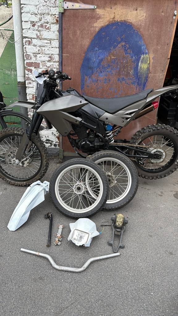 Crossmotor 250cc, Ophalen, Zo goed als nieuw