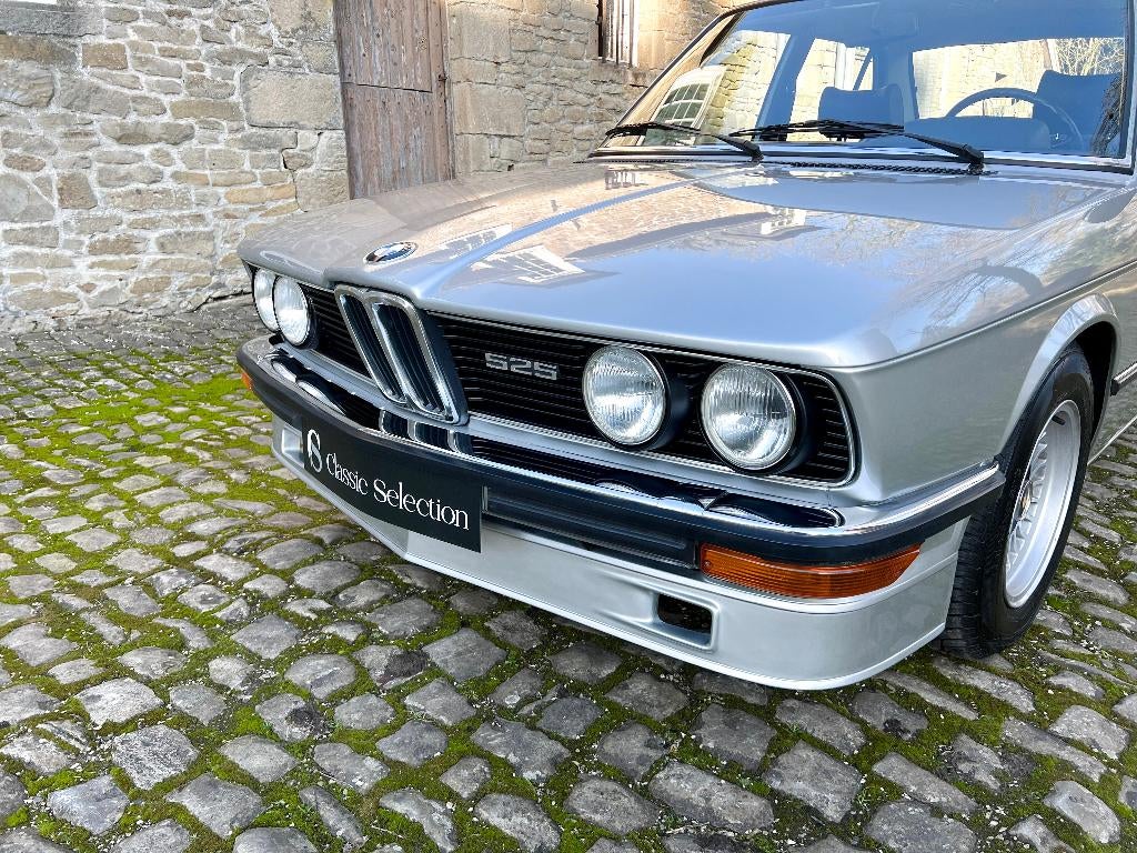 BMW 525 E12 – 1ste eigenaar | Slechts 116.200 km, Achterwielaandrijving, 2494 cc, Bedrijf, 5 deurs