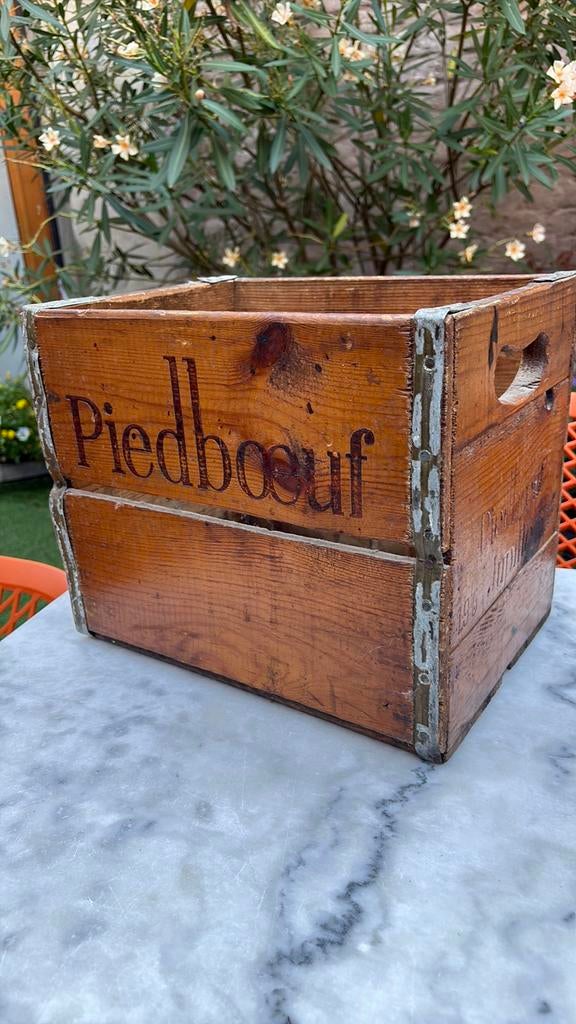 Très beau casier en bois, Enlèvement, Utilisé