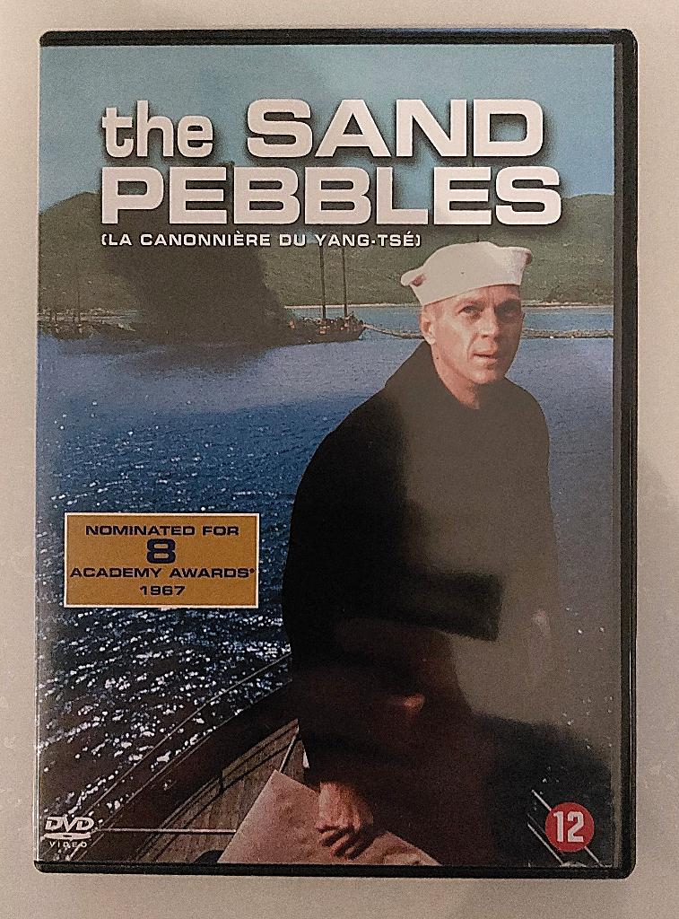 ZELDZAAM Sand Pebbles met Steve mcqueen (oorlogsfilm), CD & DVD, DVD | Action, Enlèvement ou Envoi, Comme neuf, Guerre