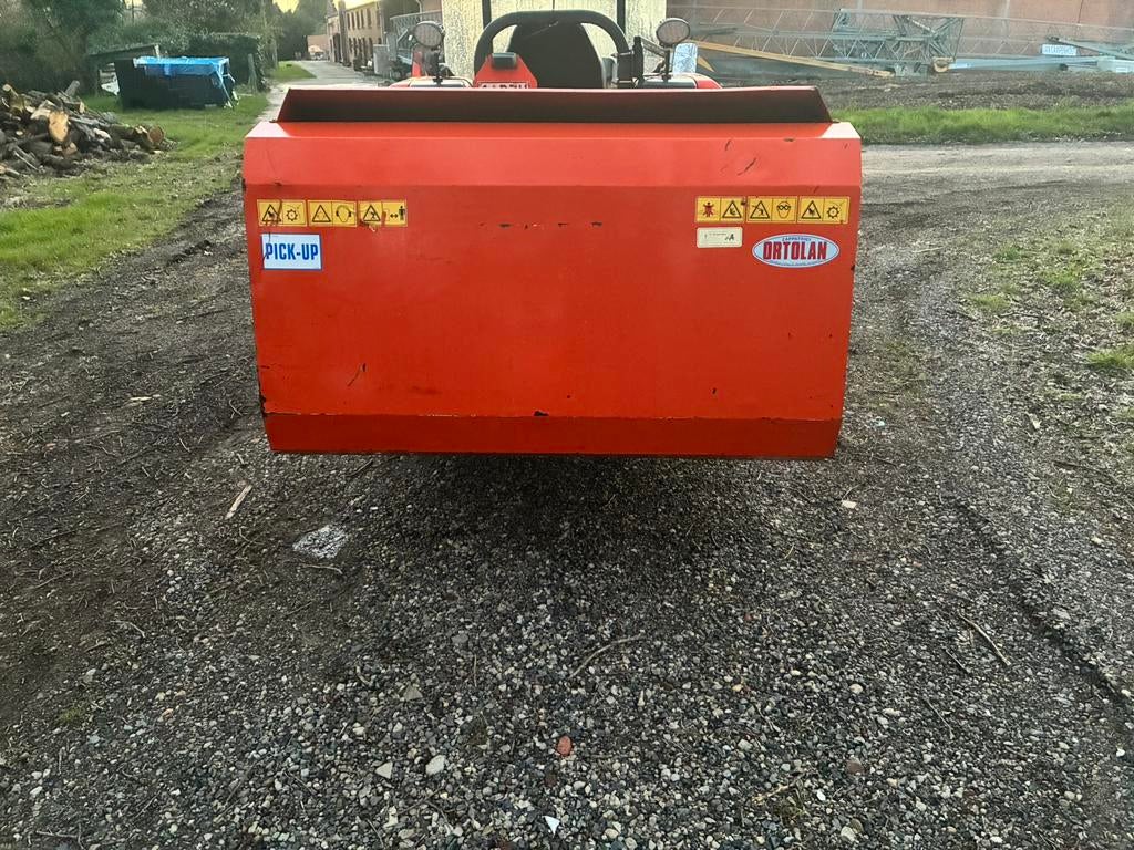 Klepelmaaier 140ortolan met opvangbak, Ophalen