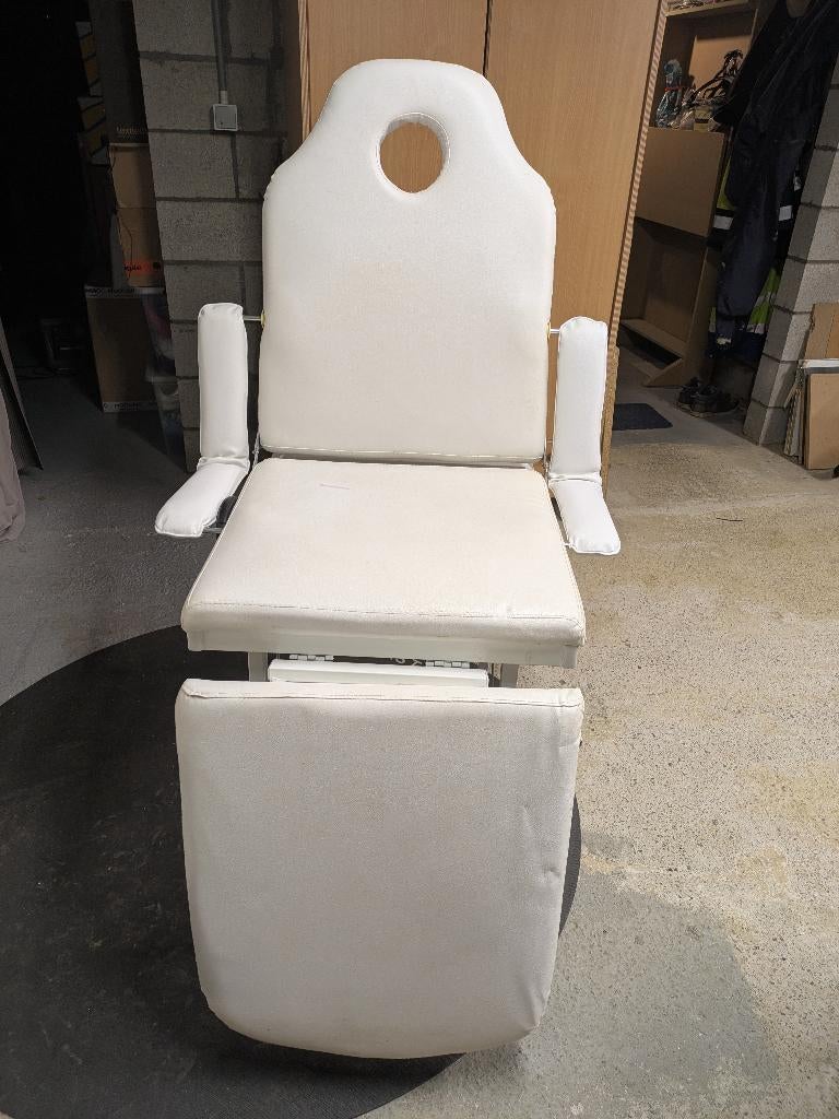 Massagebank wit, Sport en Fitness, Massageproducten, Ophalen, Zo goed als nieuw, Massagetafel