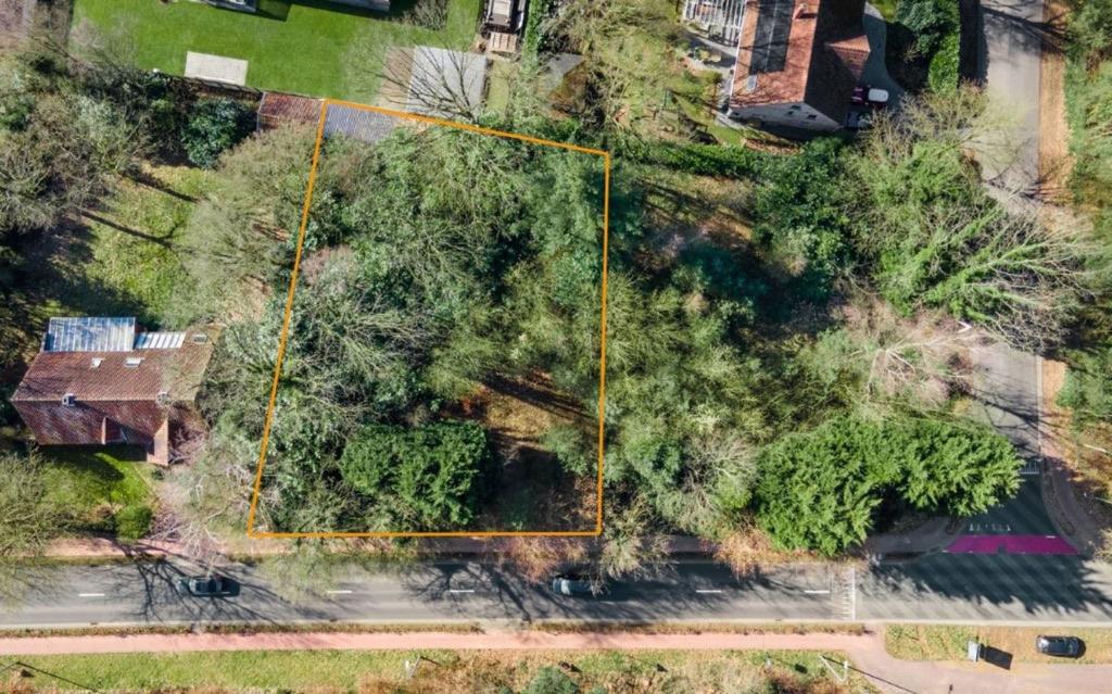 Bouwgrond, Immo, 2400 MOL, 1500 m² of meer