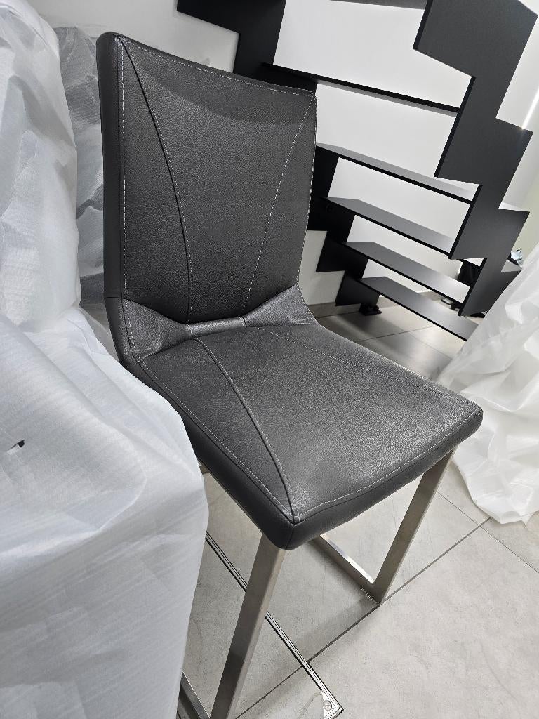 8 chaises H&H- 8 chaises H&H, Modern- strak, Comme neuf, Enlèvement, Cinq, Six Chaises ou plus