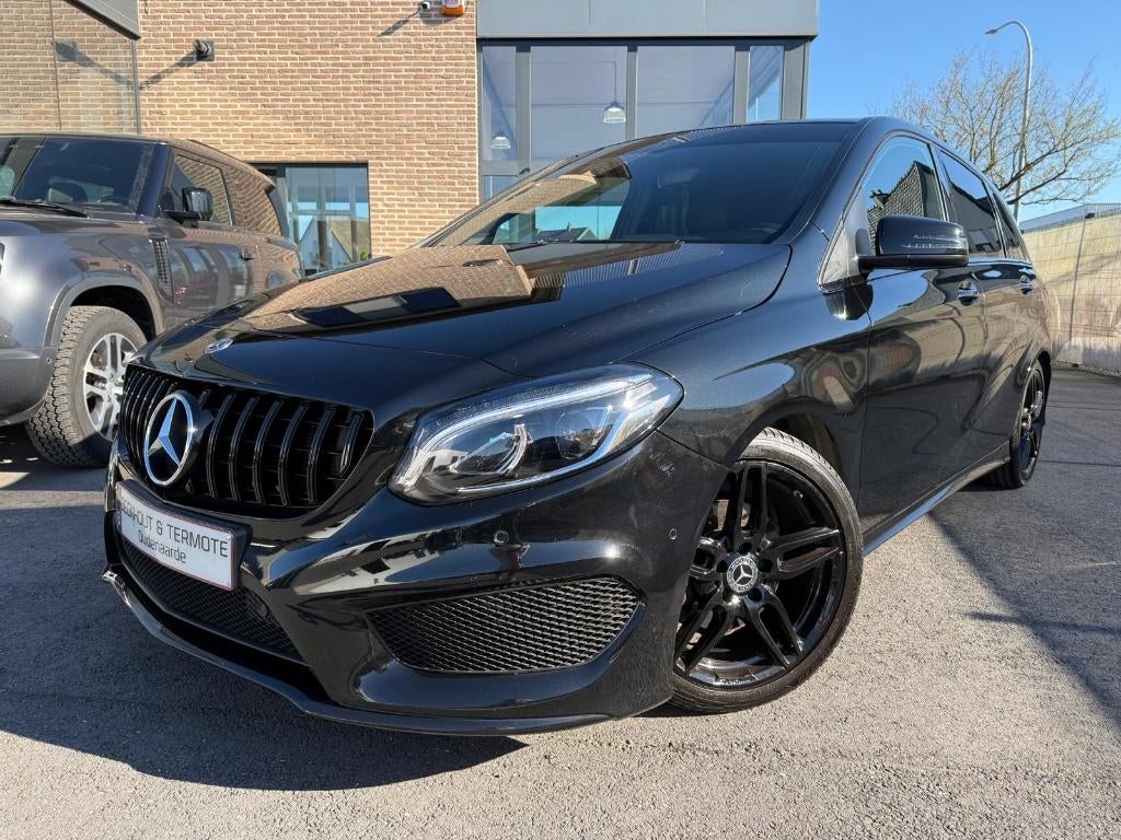 Mercedes-Benz B180 AMG-Line 7G-DCT // 12m garantie, 170 g/km, 4 cilinders, Zwart, 1595 cc