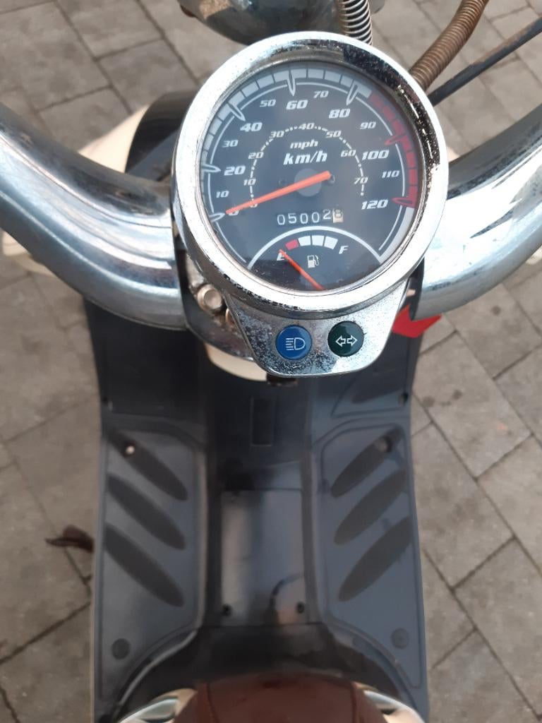 Scooter razzo verano, Fietsen en Brommers, Gebruikt, Benzine, Ophalen, Overige merken