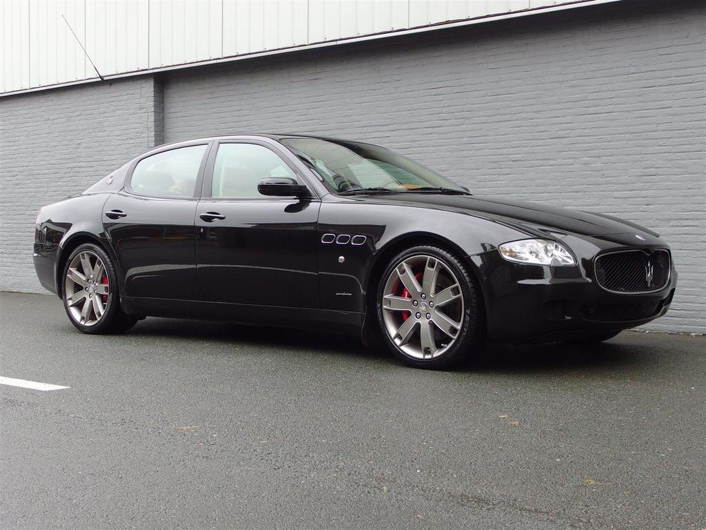Maserati Quattroporte GTS 2009 BTW / Zeer mooi, Auto's, Automaat, Beige, Zwart, Bedrijf
