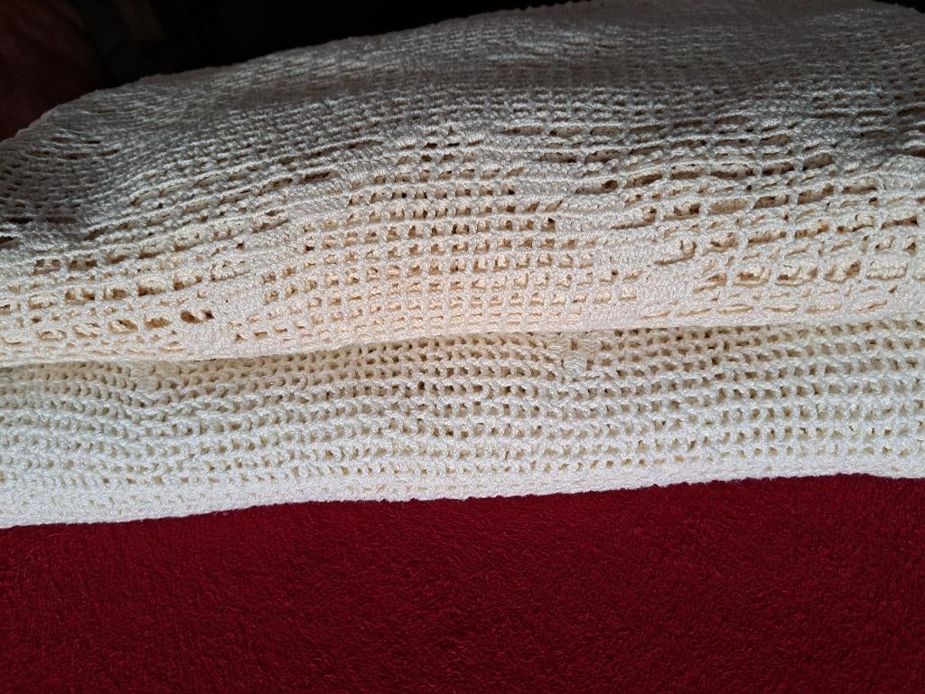 2 x Gehaakte bedsprei, 1 pers bed, Maison & Meubles, Chambre à coucher | Linge de lit, Comme neuf, Autres types, Une personne