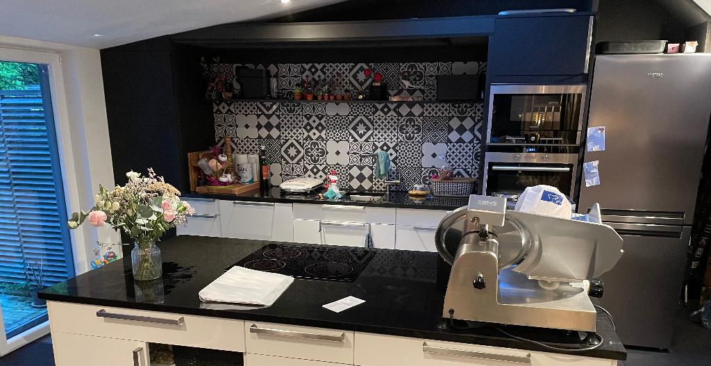 Plan de travail en granit, Ophalen, 100 tot 150 cm, Zwart, Zo goed als nieuw