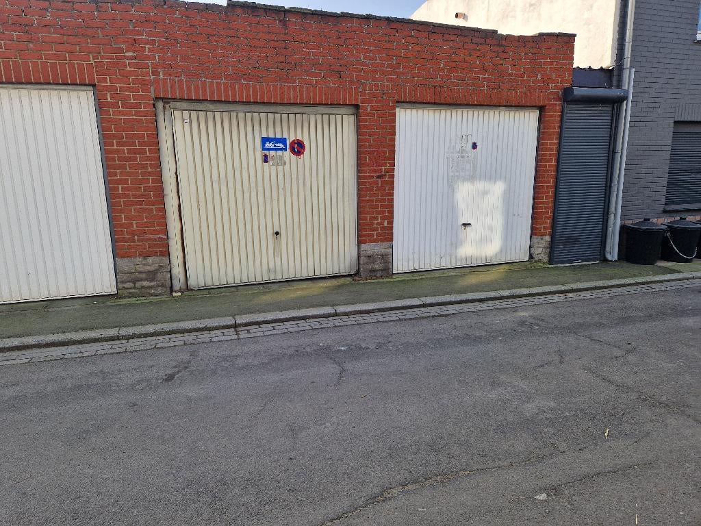Deux Garage a vendre, Charleroi