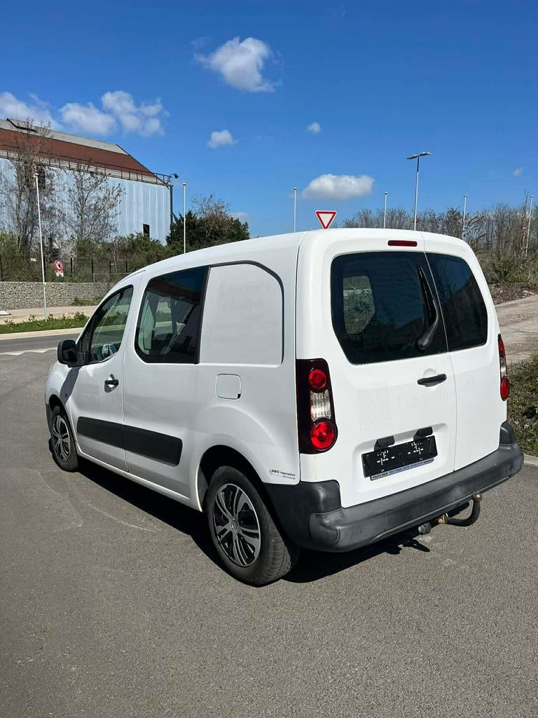 Peugeot partner 1.6 hdi prêt à immatriculé, Euro 5, 4 portes, Entreprise, 2 places