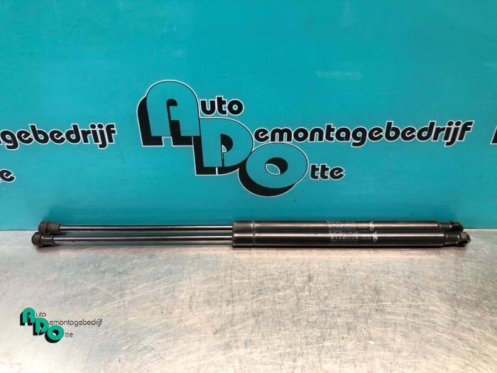 Kit amortisseur gaz hayon d'un Alfa Romeo Giulietta (Giuliet, -, 3 mois de garantie, Utilisé, Alfa Romeo