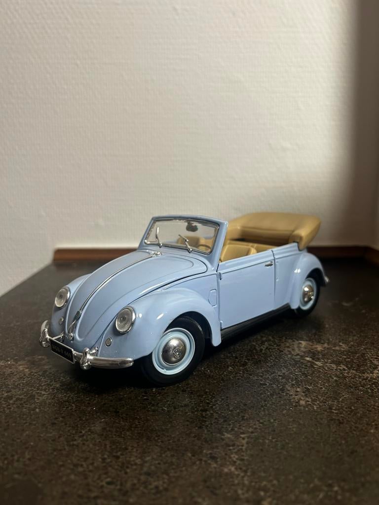 Volkswagen Coccinelle 1/18, Hobby & Loisirs créatifs, Voitures miniatures | 1:18, Enlèvement, Comme neuf