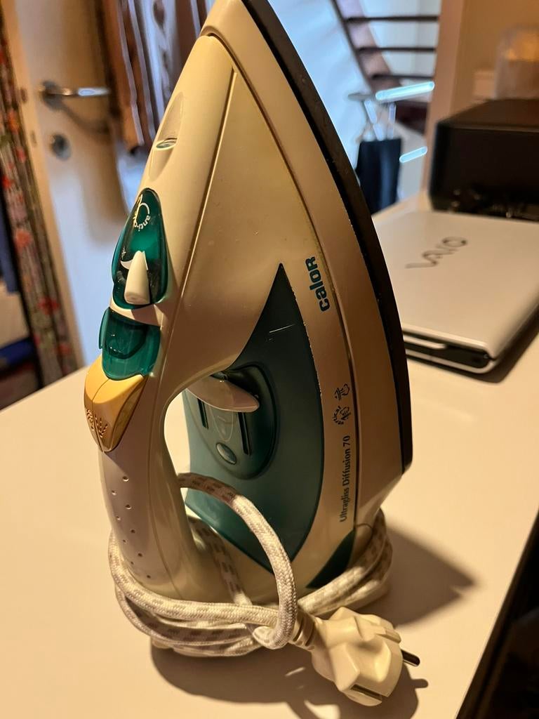 Strijkijzer, Elektronische apparatuur, Strijkijzers en Strijkplanken, Ophalen, Gebruikt, Strijkijzer met snoer