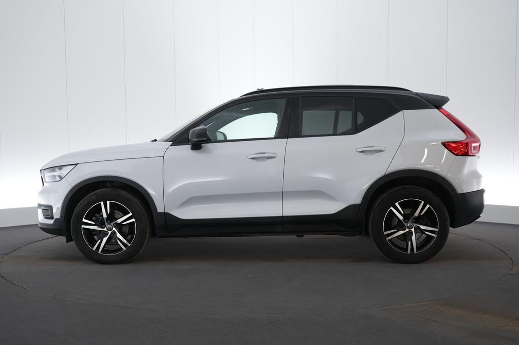 (1YVR633) VOLVO XC40, Cuir, Euro 6, Entreprise, Carnet d'entretien