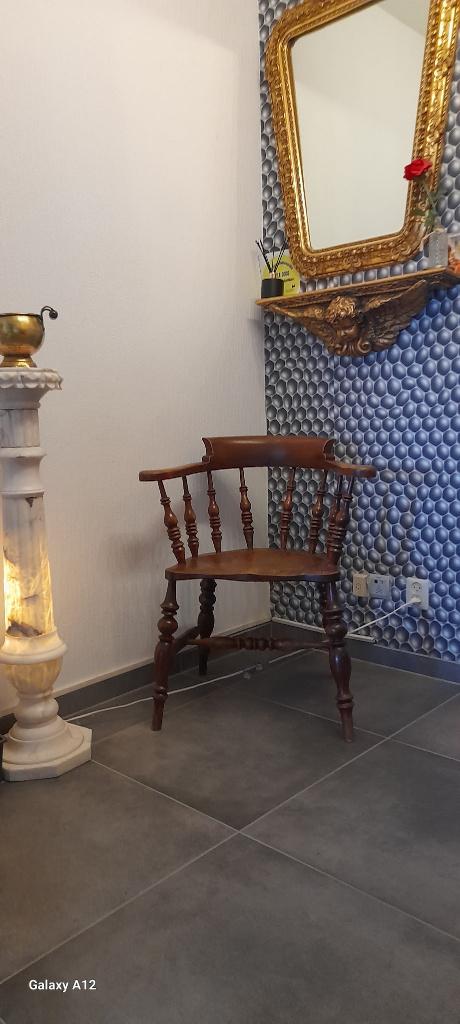 koloniaal stoel, Enlèvement