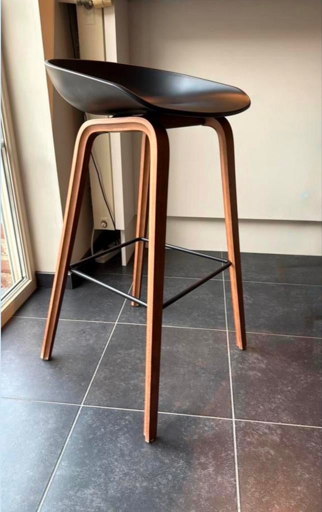 HAY - AAS32 About a stool barkruk - onderstel helder gelakt, 60 tot 90 cm, Zo goed als nieuw, 1 kruk, Ophalen