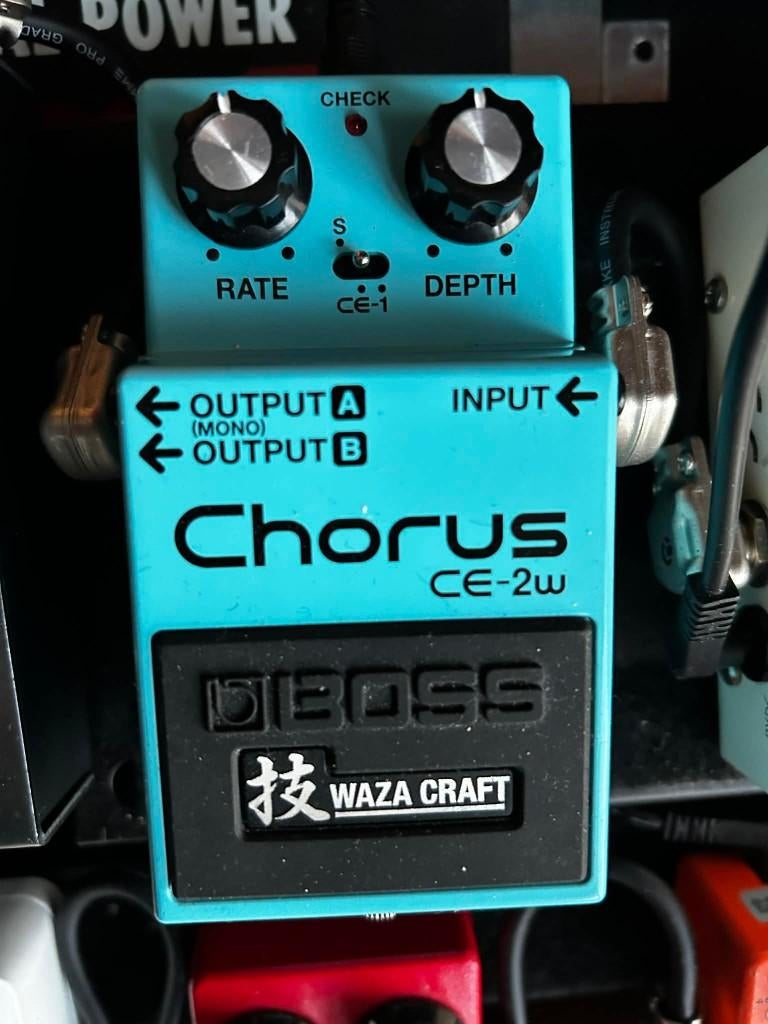 Boss CE-2W Waza Craft, Muziek en Instrumenten, Ophalen of Verzenden, Zo goed als nieuw, Chorus