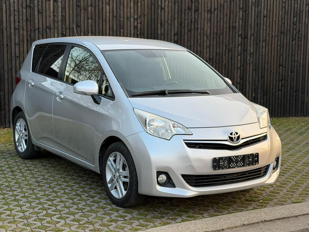 Toyota Verso-S 1.3 VVT-i Multidrive CVT, Achat, Attache-remorque, Automatique, Particulier