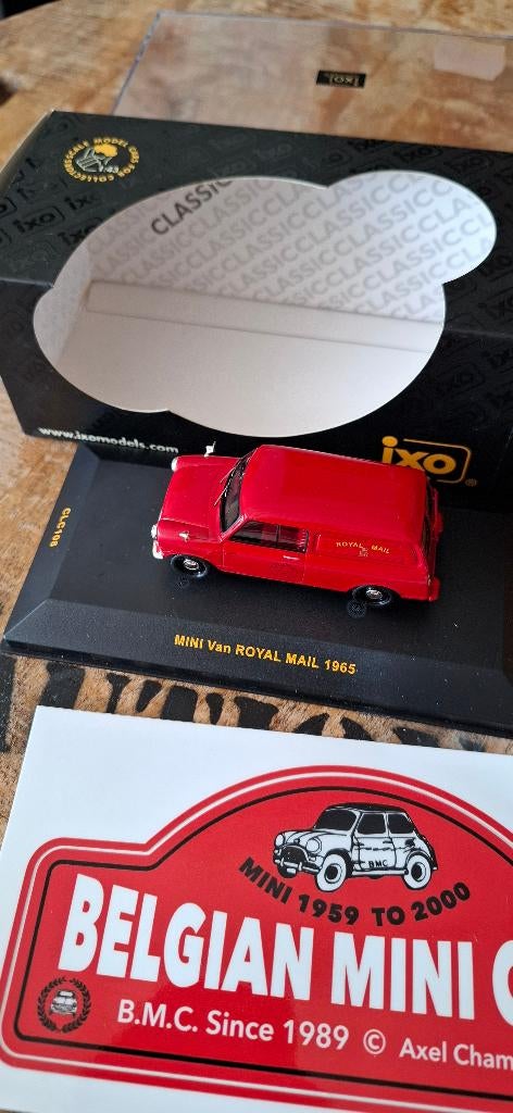 MINI 850 Van Morris 1965 ROYAL MAIL Red 1/43 IXO Neuf+Boite, Enlèvement ou Envoi, Neuf, Voiture, MiniChamps