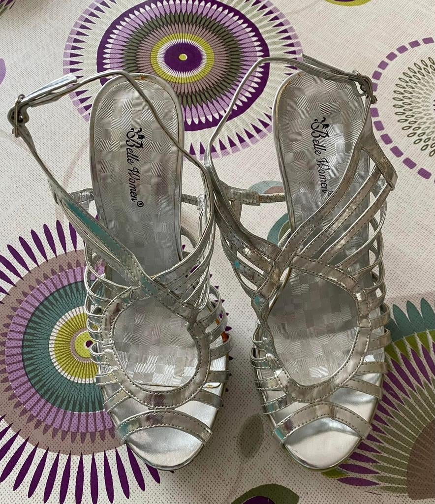 Sandales à talon argentées – Belle Women – Pointure 38, Enlèvement ou Envoi