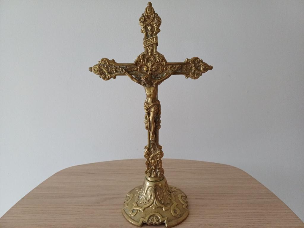 Crucifix ou retable en laiton, XIXe siècle, Enlèvement ou Envoi