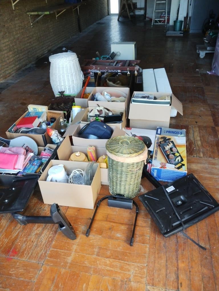 Materiaal voor rommelmarkt, Diversen, Rommelmarktspullen, Ophalen