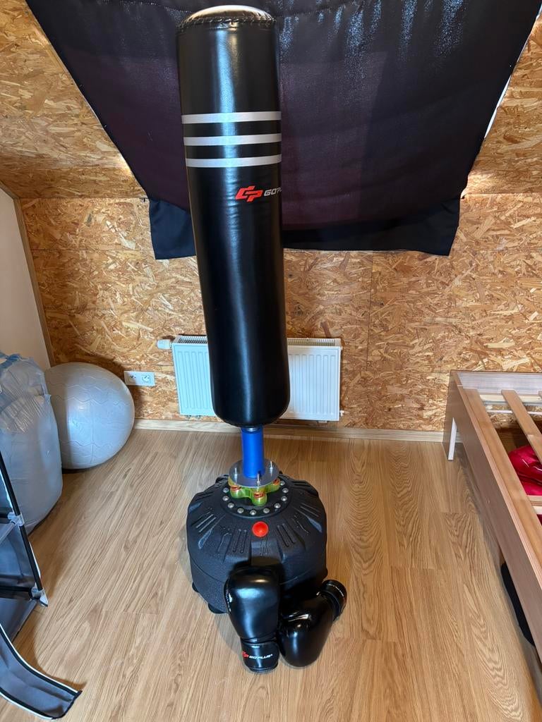 Nieuwe bokspaal met bokshandschoenen., Enlèvement, Neuf, Synthétique, Jambes