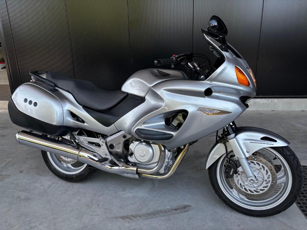 Honda Deauville 650, Permis Moto A, Tourisme, Entreprise, Plus de 35 kW