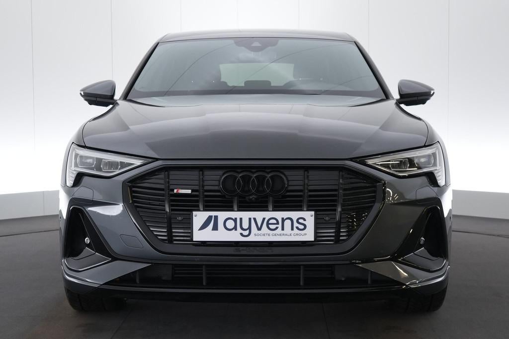 (2BPB820) AUDI E-TRON SPORTBACK, Auto's, Audi, Parkeersensor, Gebruikt, Leder, 5 zetels