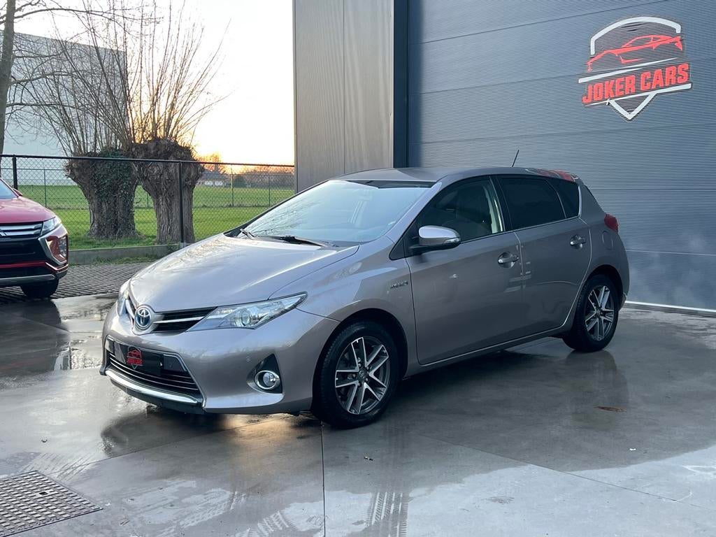 Toyota Auris 1.8i HYBDRID Camera 1SteEigenaar CruiseCntr, Autos, Toyota, Cuir, Argent ou Gris, Achat, Euro 6